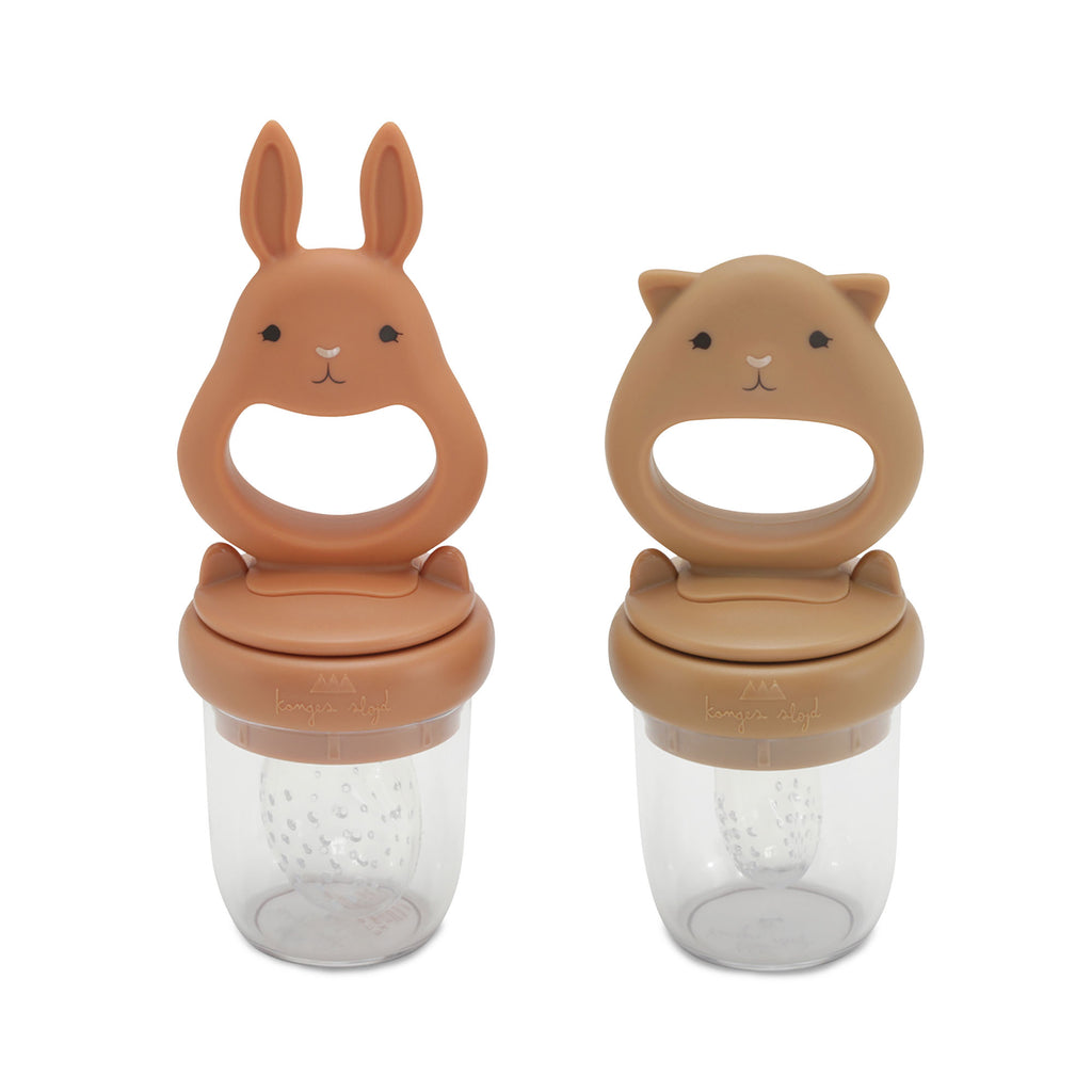 Konges Sløjd fruit feeding pacifier almond/terracotta