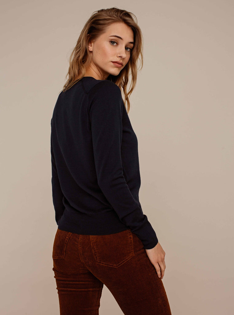 AKJ_NAVY_ARBER_ECOM_0036