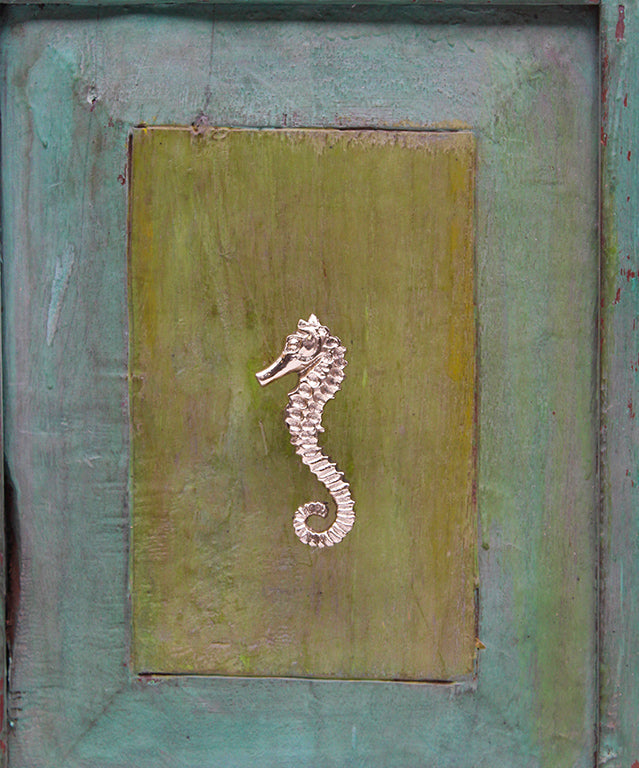 Seahorse-Knob-Lifestyle-WEB